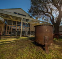 Cobb  Co Lodge - Sunshine Coast Guide
