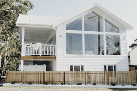 Salt At Shoal Bay - Sunshine Coast Guide 0
