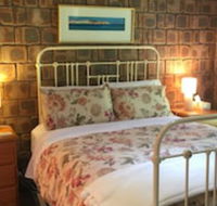 Farmhouse Flat Pet Friendly - Sunshine Coast Guide