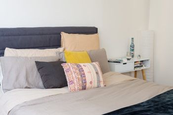 Bronte Beach House - Sunshine Coast Guide 6