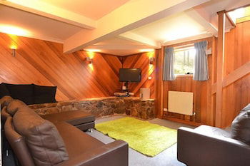 Alpine Haven 8 - Sunshine Coast Guide 0