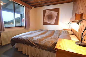 Alpine Haven 8 - Sunshine Coast Guide 6