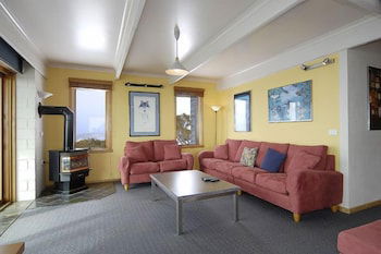 Alpine Haven 2 - Sunshine Coast Guide 1