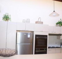 Coastal Retreat Unit 3 - Sunshine Coast Guide