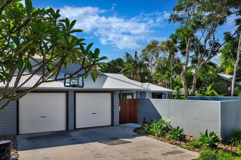 A PERFECT STAY - Jannah - Sunshine Coast Guide 0