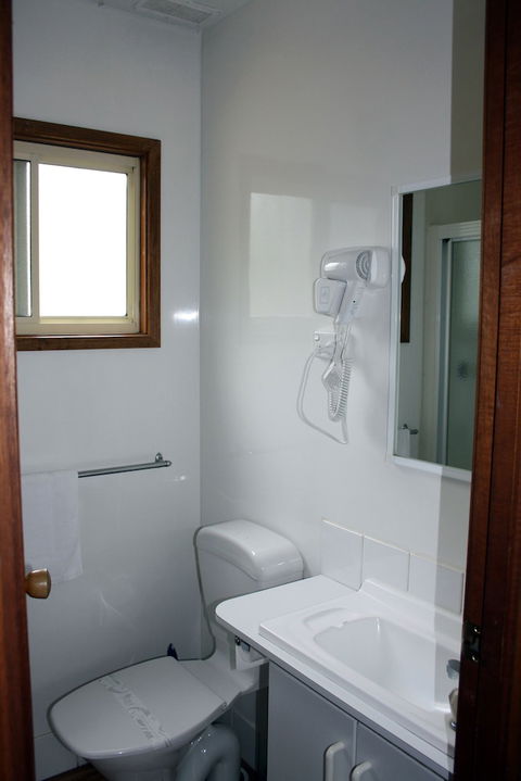 BIG4 Seymour Holiday Park - Sunshine Coast Guide 0