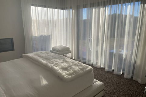 AmarÃ© Beachside Luxury - Sunshine Coast Guide 3