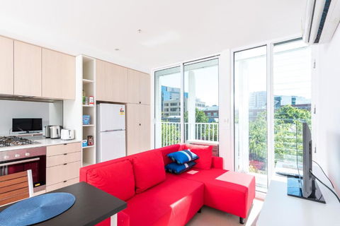 Amazing Location 1BR Apartment In Melbourne CBD - Sunshine Coast Guide 6