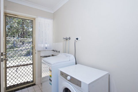 The Bay House 48 Government Road - Sunshine Coast Guide 1