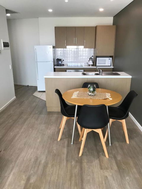 Ocean View Luxury Apartment & Suite - Sunshine Coast Guide 1