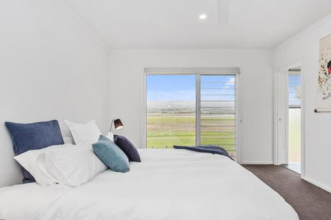 Sea View At Silver Sands - Sunshine Coast Guide 2