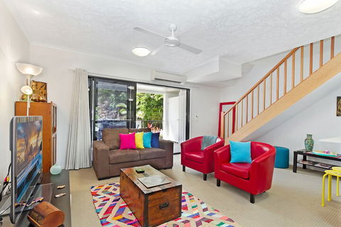 Boutique Apartments Beach Location - Sunshine Coast Guide 2
