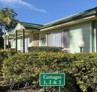 Obadiah Country Cottages - Sunshine Coast Guide