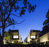 Hepburn Springs Escape Villa 6 - Sunshine Coast Guide