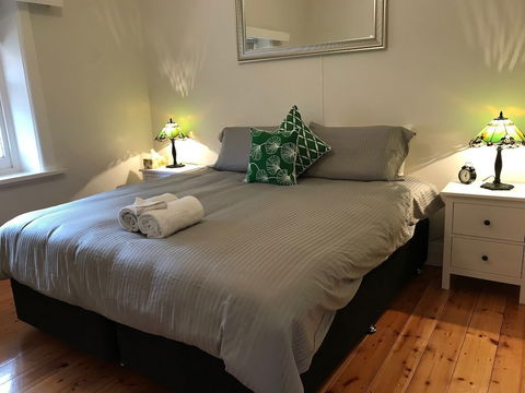 Ambrosia Holiday Home - Sunshine Coast Guide 2