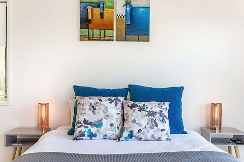 Boat Harbour Beach House 71 Kingsley Drive - Sunshine Coast Guide 4