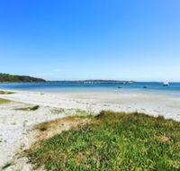 Waterfront at Sunset Boulevard Soldiers Point - Sunshine Coast Guide
