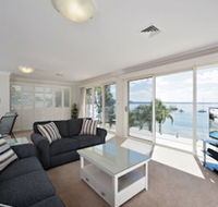 Soldiers Point Road 245 Wanda View - Sunshine Coast Guide