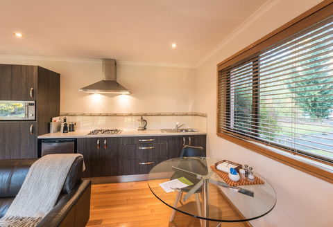 Parnella Kettering - Sunshine Coast Guide 5