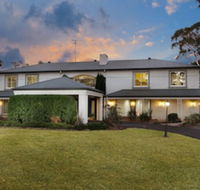 Luxury Bungalow - Sunshine Coast Guide