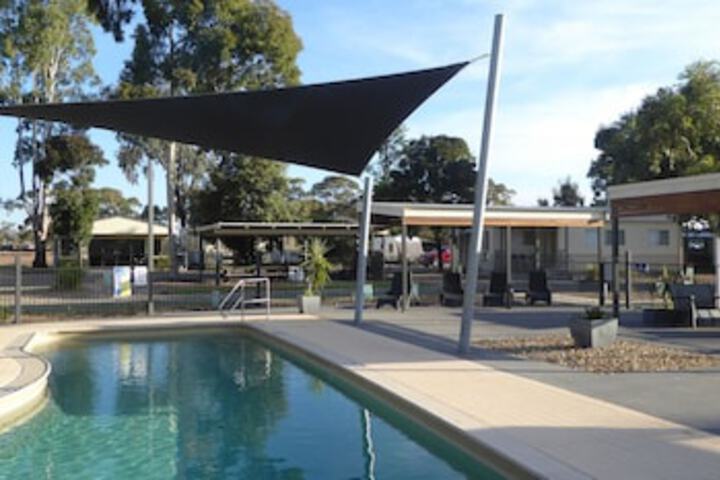 Shelbourne ACT Sunshine Coast Guide