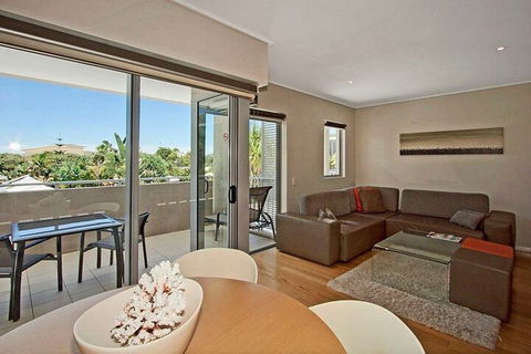 RESORT & SPA KINGSCLIFF 5212 / 13 - Sunshine Coast Guide 2