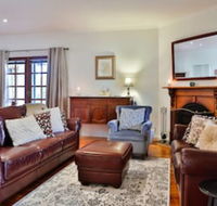 Parker Lodge Maldon - Sunshine Coast Guide
