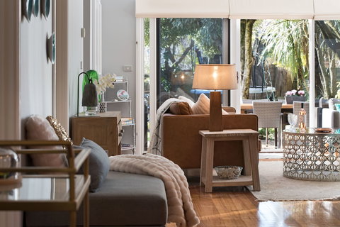 The Lemontree - Sunshine Coast Guide 2