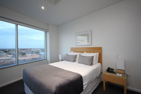 Wallaroo Marina Apartments - Sunshine Coast Guide 6