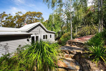 Annecy House - Sunshine Coast Guide 0