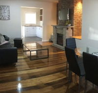 3ree Spacious  charming Apartment - Sunshine Coast Guide
