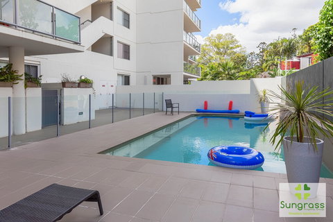 Theodore Apartments - Sunshine Coast Guide 5