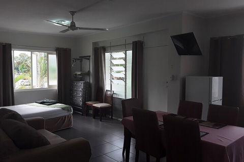 Accommodation On Sheridan - Sunshine Coast Guide 3