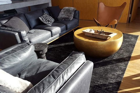 The Longhouse Suite 1 - Sunshine Coast Guide 1