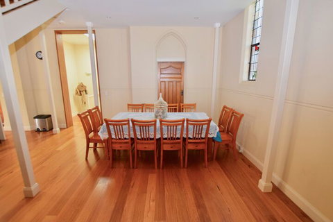 The Church At Woodford - Sunshine Coast Guide 2