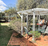 Picnic Point Villas - Sunshine Coast Guide