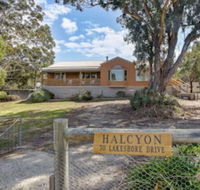 Halcyon - Sunshine Coast Guide