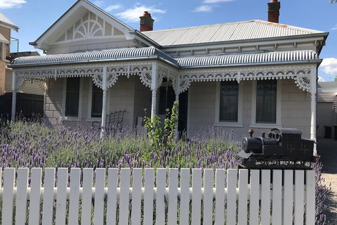 The Botanic Apartments Williamstown - Sunshine Coast Guide 5