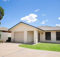 Lovely 3 Bed 2 Bath in the City Centre - Sunshine Coast Guide