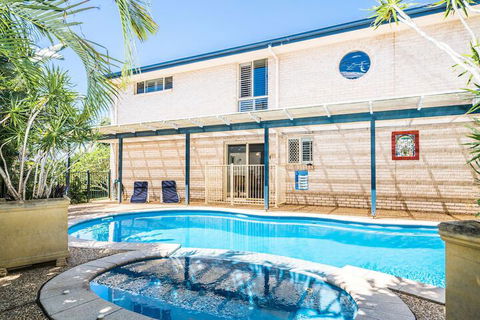 A PERFECT STAY - Boulders Retreat - Sunshine Coast Guide 5