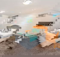 Adrift Apartments - Sunshine Coast Guide