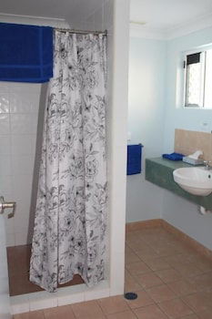 TI Motel Torres Strait - Sunshine Coast Guide 4