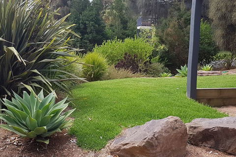 Smith Beach Getaways Beachwood House - Sunshine Coast Guide 2