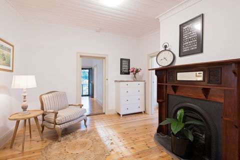 The Other House - Sunshine Coast Guide 4