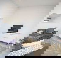 Scarborough Seaside Apartment 121 - Sunshine Coast Guide