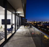 Essendon Escape - Sunshine Coast Guide