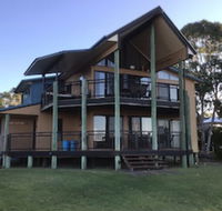 DRIFTWOOD - Sunshine Coast Guide
