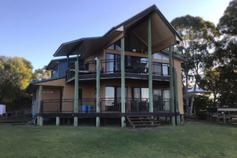 DRIFTWOOD - Sunshine Coast Guide 0