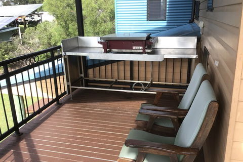 DRIFTWOOD - Sunshine Coast Guide 2