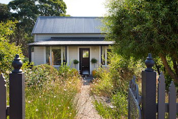 Koovelly - Sunshine Coast Guide 0